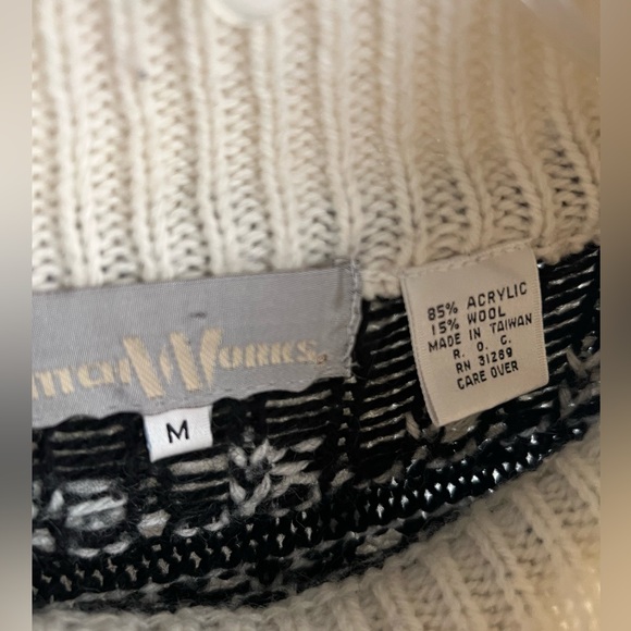 Winter Sweater - Picture 2 of 3